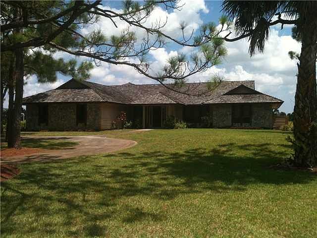 1st image of 4221 SW Bimini Cir