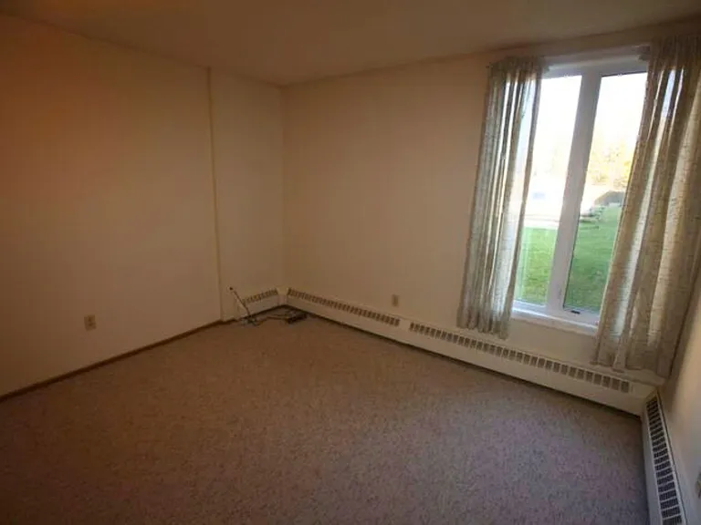 450 Ross Haven Dr — Photo 7