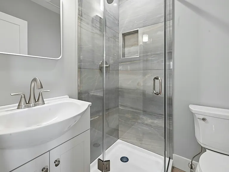 3104 Sound Ave — Photo 16