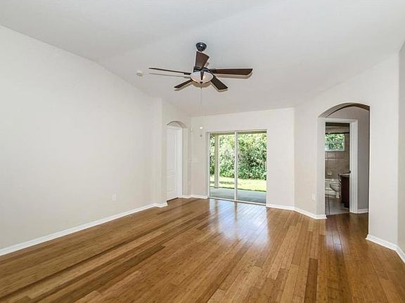5th image of 11319 Flora Springs Dr