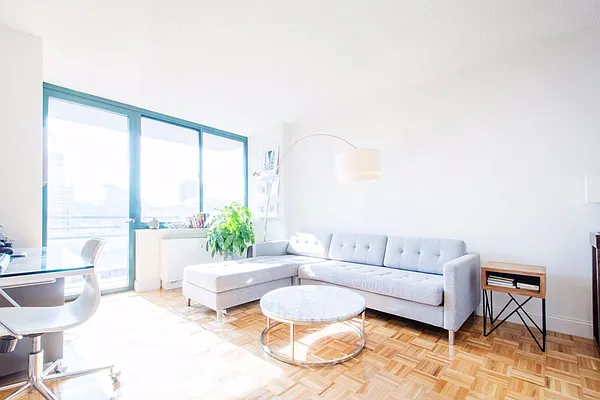 Rented by Keller Williams NYC | media 6