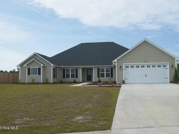 803 Canvas Court, Swansboro, NC 28584