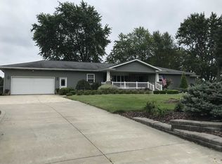 6465 S State Road 3, Wolcottville, IN 46795