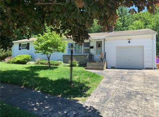 196 Woodland Ave, Cranston, RI 02920