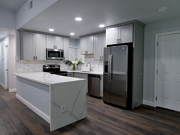 Spacious Kitchen