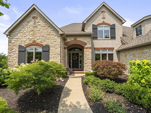 3rd image of 9889 Morris Dr