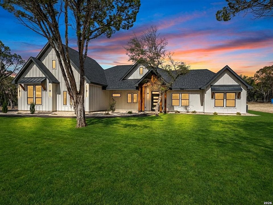 1st image of 1271 View Ridge