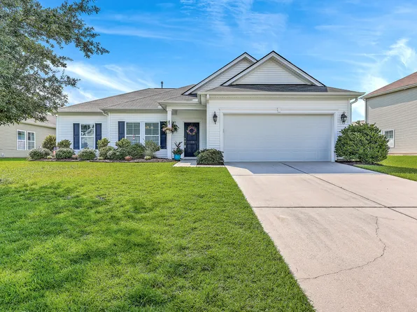 135 Firethorn Dr, Goose Creek, SC 29445