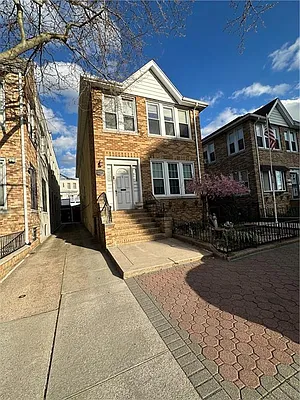 7021 Colonial Road #1