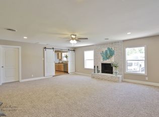 3832 N 9th St, Abilene, TX 79603