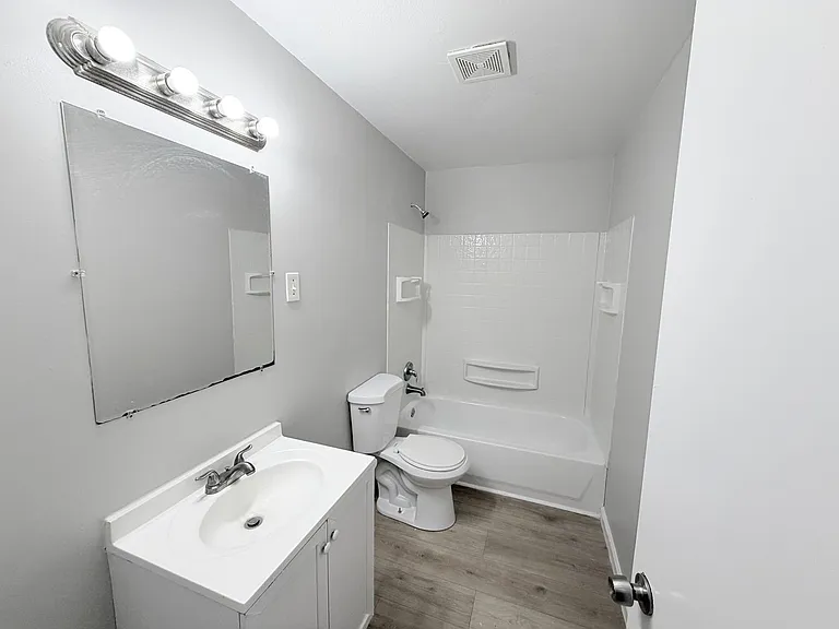5403 Booth Ave — Photo 10