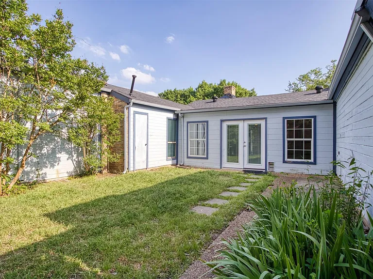 3809 Graphic Pl — Photo 13