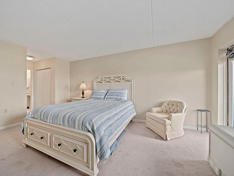 155 George Washington Blvd #306 — Photo 22
