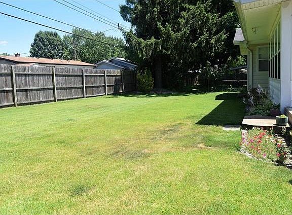 4th image of 1465 Leisure Dr