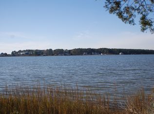 3724 N River Rd, Mathews, VA 23109