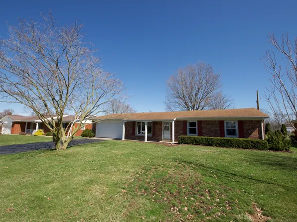2525 Flintwood Dr, Columbus, IN 47203