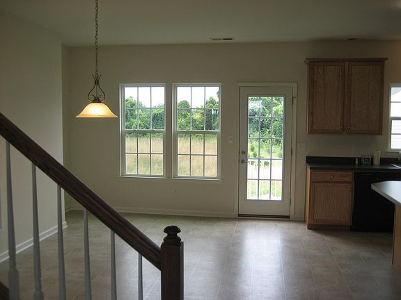 5th image of 511 Corn Husk Way