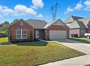 2713 W Quinton St, Broken Arrow, OK 74011