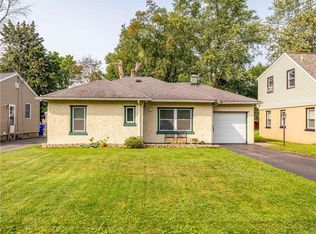 717 Marshall Rd, Rochester, NY 14624