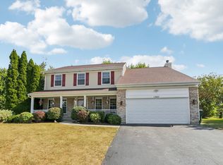 1387 Dove Ct, Antioch, IL