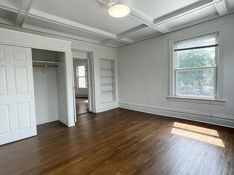 102 South Broadway — Photo 13