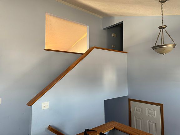 3rd image of 19 Osprey Cir