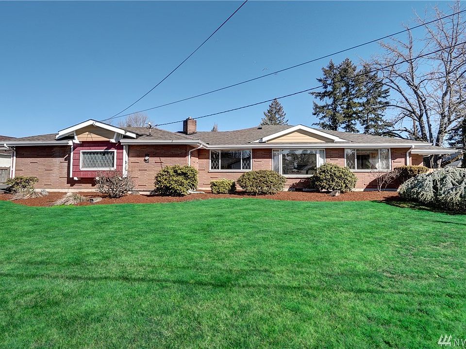 1st image of 1109 132nd Street Ct E