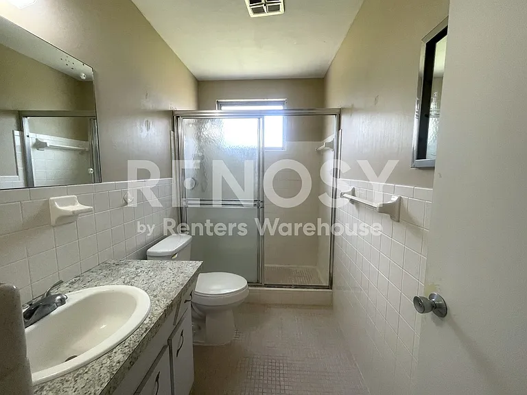 2402 Ecuadorian Way #28 — Photo 10