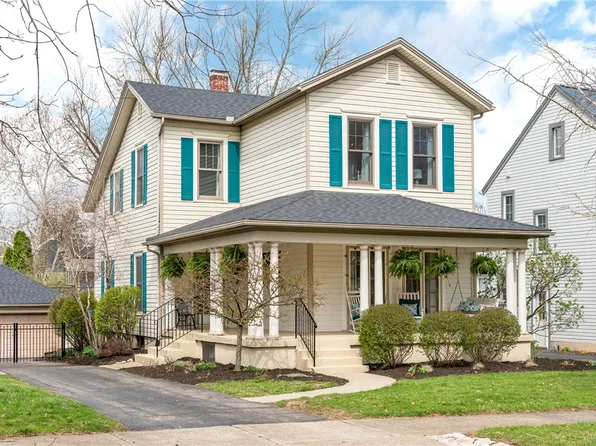 25 Aberdeen Ave, Oakwood, OH 45419