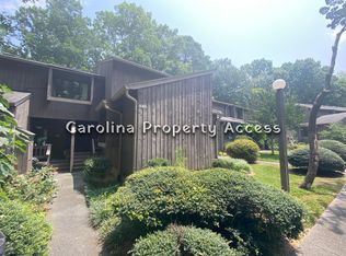 436 Fairoaks Cir, Chapel Hill, NC 27516