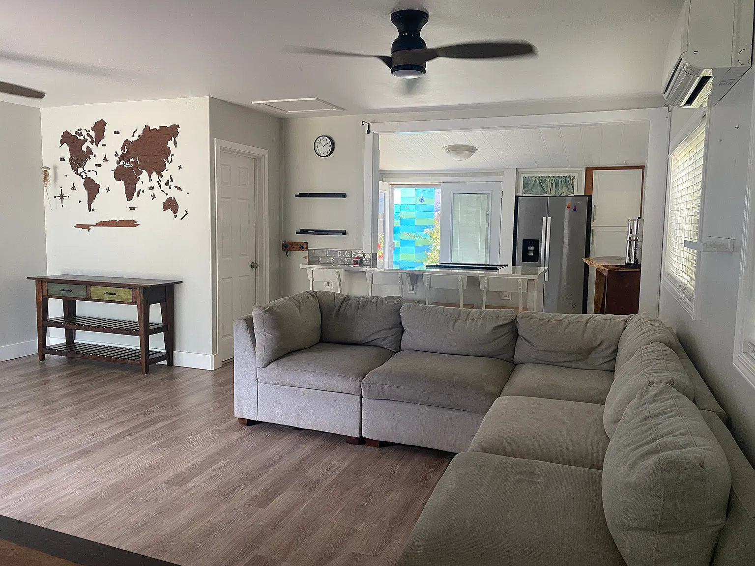 2 bed, 982 sqft, $4,500 — Photo 1