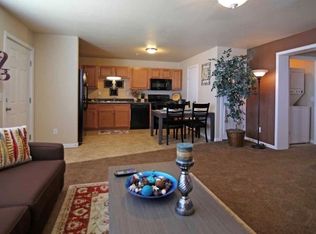 509 Hunters Run St #10-307, Watford City, ND 58854