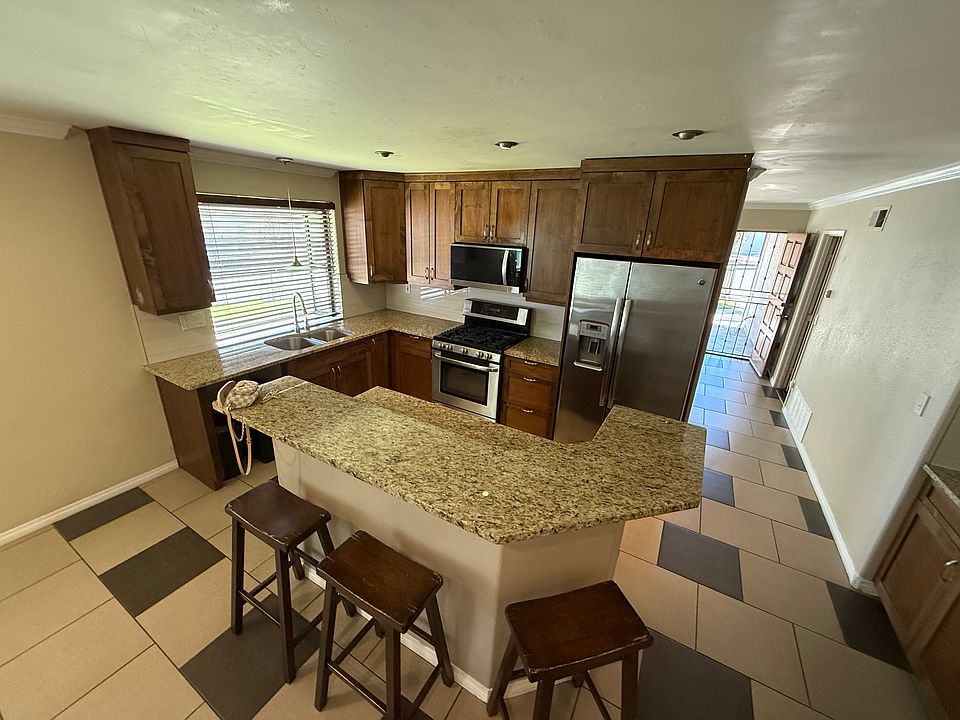 1st image of 2434 Red Pine Dr