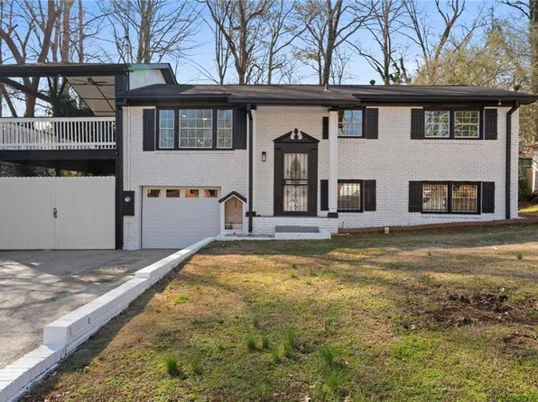 441 Windsor Dr, Forest Park, GA 30297