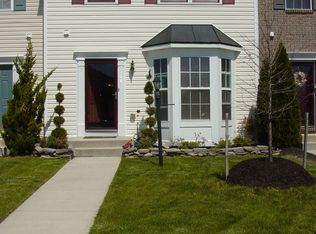 7104 Chadds Ford Dr, Brandywine, MD 20613