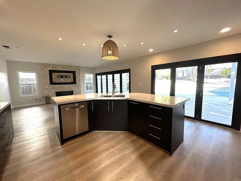 1813 Orchard Wood Rd — Photo 4