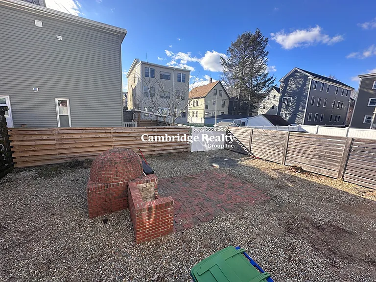 374 Highland Ave #A — Photo 32