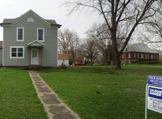 213 Arch St, San Jose, IL 62682