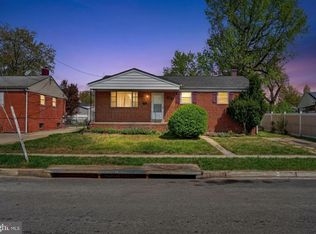 2412 Fordham St, Hyattsville, MD 20783