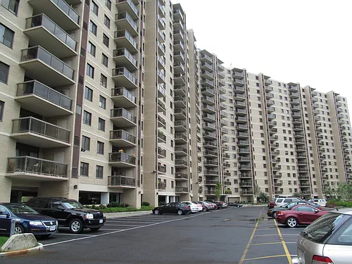 203 Yoakum Pkwy #611 Photo 1
