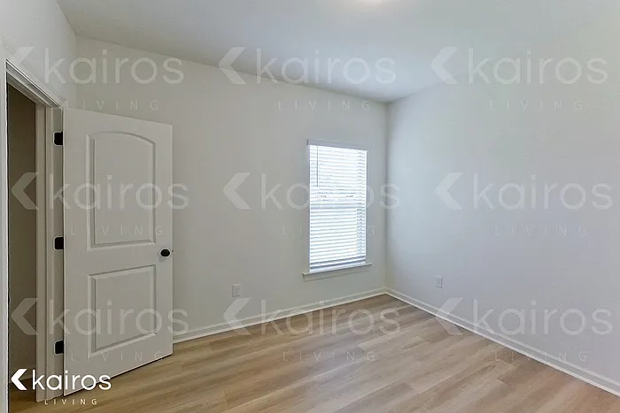 207 Foggy Ln — Photo 10