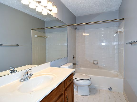 2nd image of 13703 Lord Sterling Pl