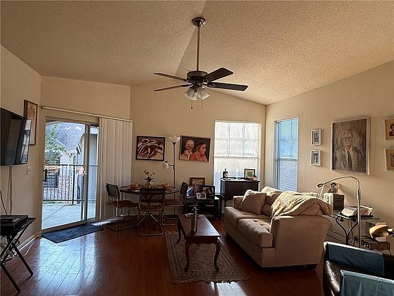 4th image of 350 Emerald Forest Blvd APT 19204