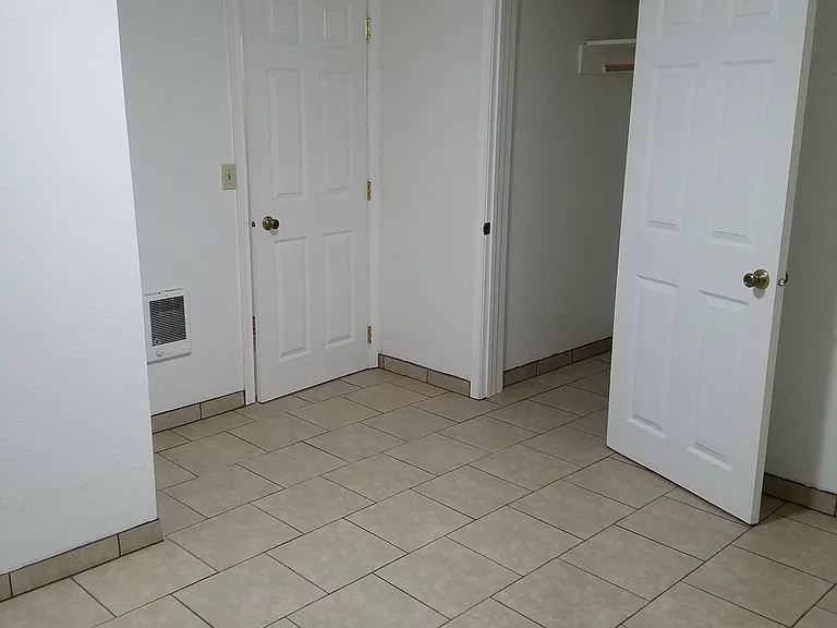 402 S Pearl St #2 — Photo 10