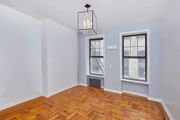 Rented by Compass | media 9