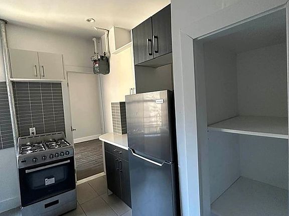 2nd image of 516 W 169th St #51A