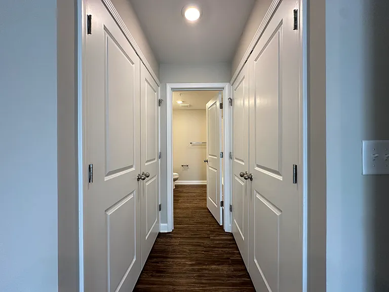 Westbrook Apartments — Photo 41