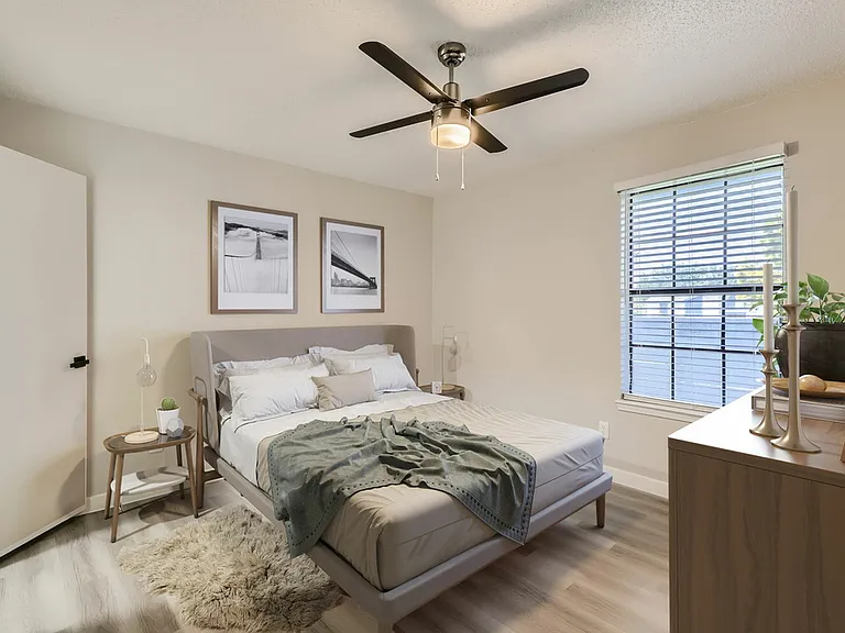 Rise Oak Creek — Photo 15
