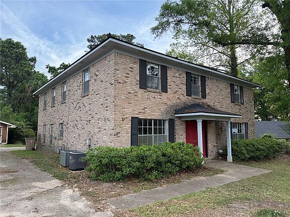 2nd image of 7650 Evergreen Cir