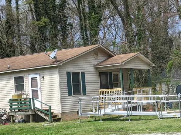 1125 Grady St, Salisbury, NC 28144